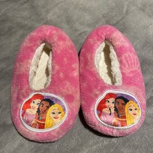 Disney princess house slippers size 2T-4T